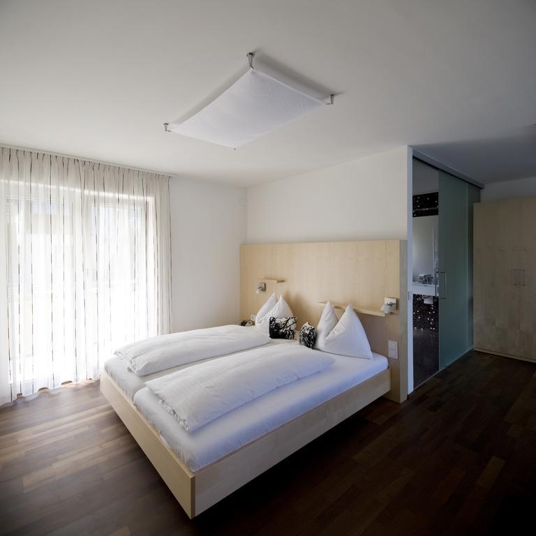 Boutiquehotel Ogris Am See 沃尔特湖畔韦尔登 外观 照片